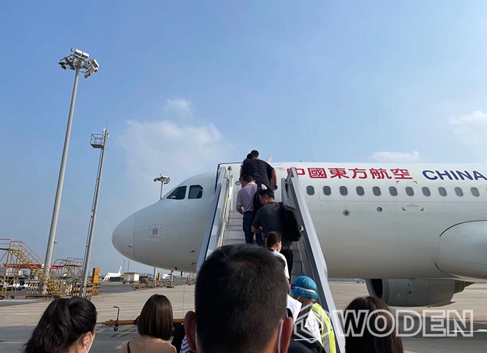 沃頓液壓扳手乘坐飛機前往包鋼進行培訓服務 沃頓液壓扳手乘坐飛機前往包鋼進行培訓服務