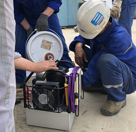 大型液壓扳手使用的液壓油，加這種液壓油讓設(shè)備壽命更長！